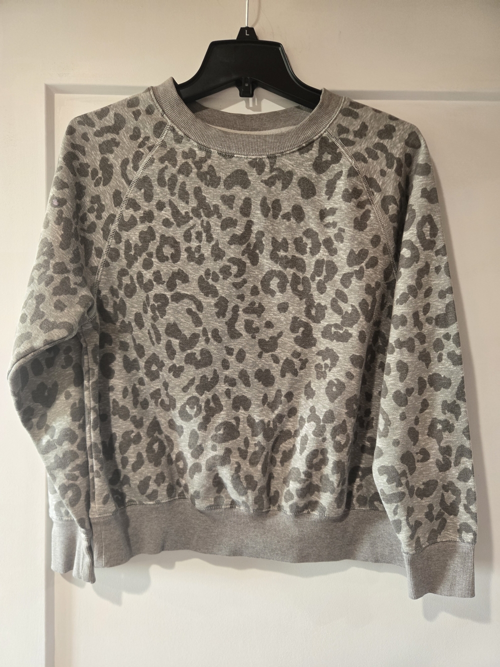 Old Navy Grey Leopard-Print Crewneck Sweatshirt